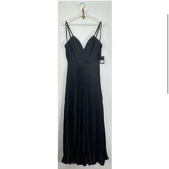 Stunning black Mac Duggal jumpsuit size 6 NWT🩷🖤🔥🔥🔥 - Picture 4 of 10